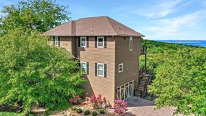 41 Hacienda Drive