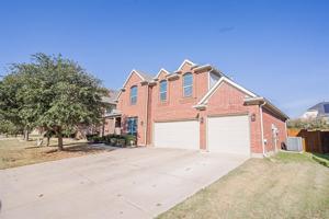 3220 Paseo
