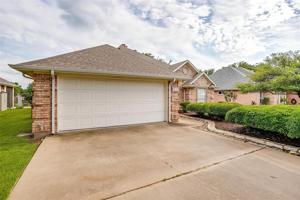 8604 Leisure Lane