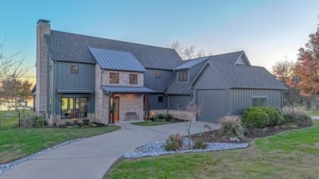 3244 Francisco Bay Drive