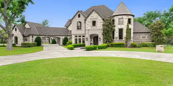 6048 Paper Shell Way