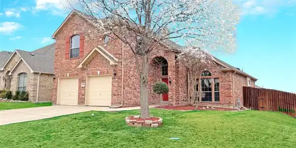 6904 Bent Spur Drive