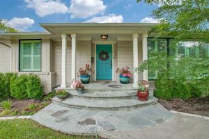 8515 San Leandro Drive