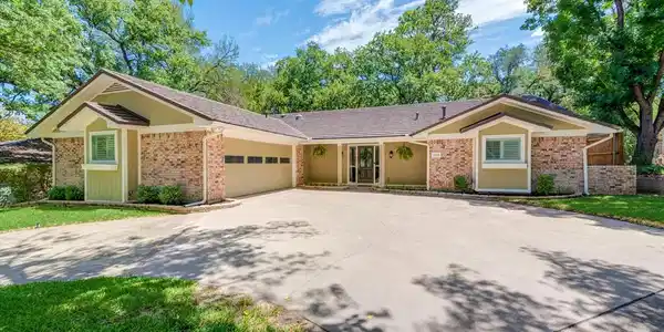 136 Timberlake Drive