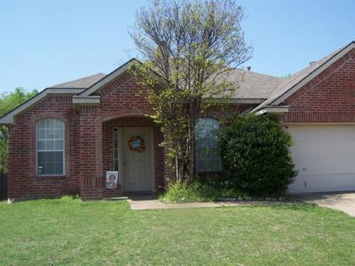 7010 Lake Jackson Drive