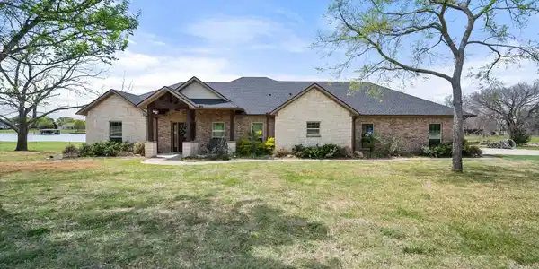 2041 Indian Trail