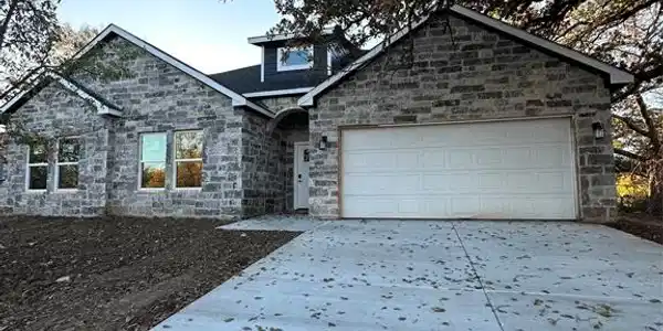 6113 Black leaf Court