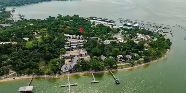 9999 Boat Club Road