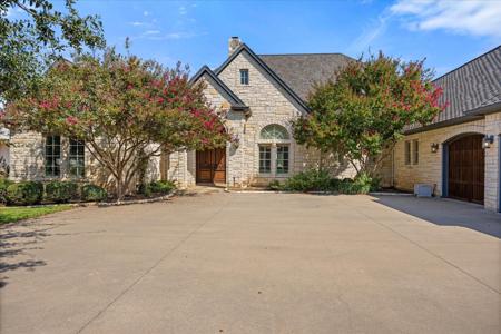 1206 E Baja Court