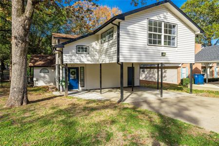 521 Shore Line Drive