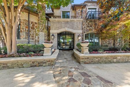 2 Terrabella Lane
