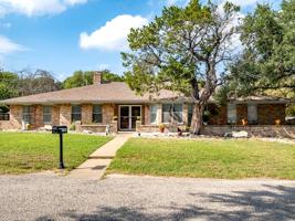 1104 Spanish Trail Drive