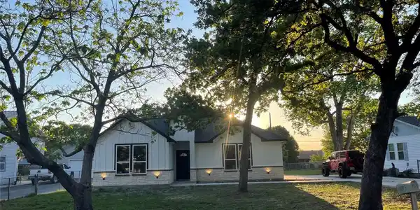 152 Gordon Drive