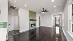 2195 North Shore Road