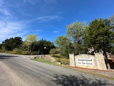 16 Greenway Bend