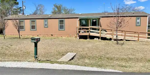1625 Gale Drive