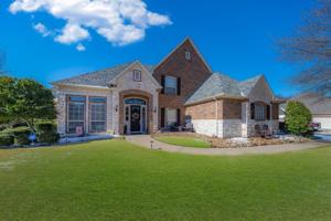 919 Santiago Trail