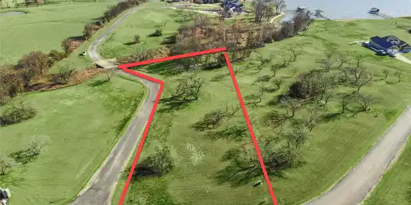 Lot 9 Francisco Bay