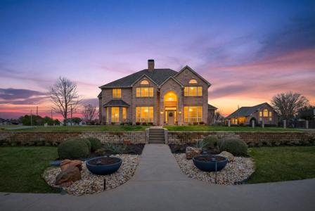 2101 Lakeshore Drive