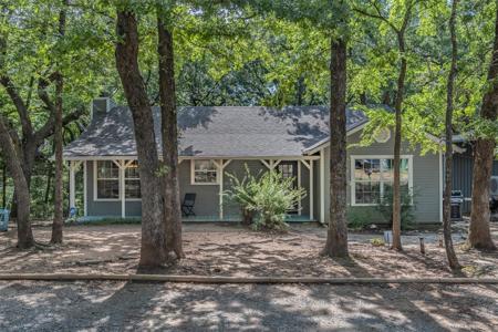 52 Shore Line Road