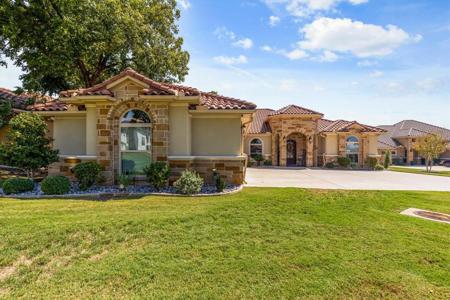 1008 Catalina Bay Boulevard