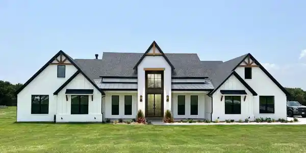 189 Caddo Trail