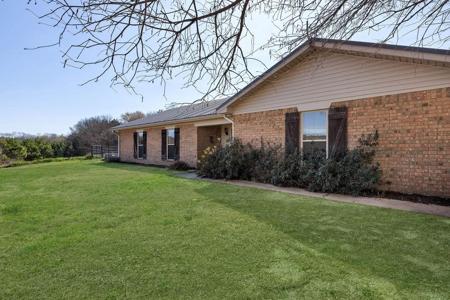 473 County Road Se 3370