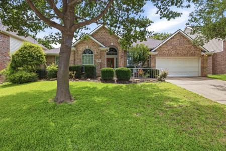 917 Water Oak Drive