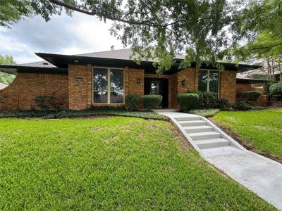 2918 Apple Valley Drive