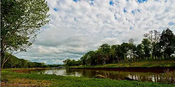 437 Waters Edge Dr Lot 437
