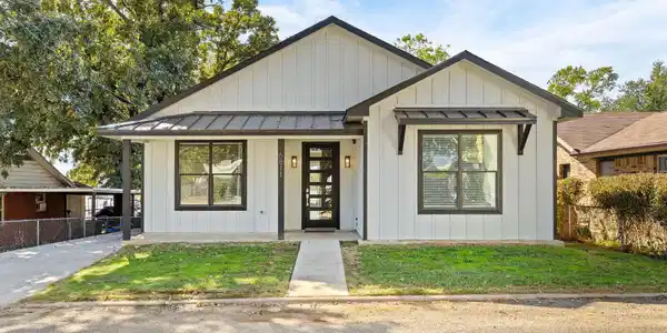 6811 Briar Road