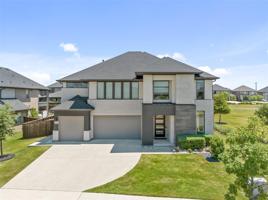 5230 Randwick Trail