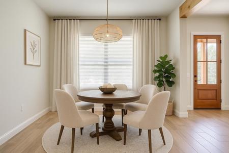 3347 N Lakeview Drive