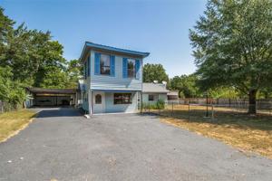 389 Hillcrest Circle