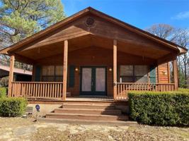 1420 Arrowhead Drive