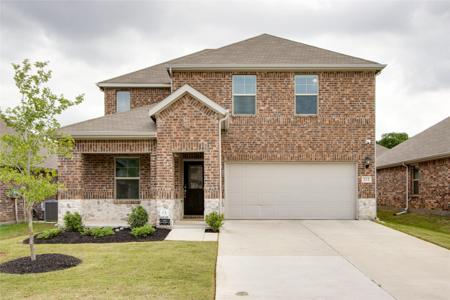 212 Luna Lane