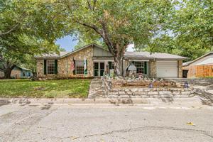 302 S Cherry Lane