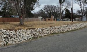 1409 Hillcrest Circle