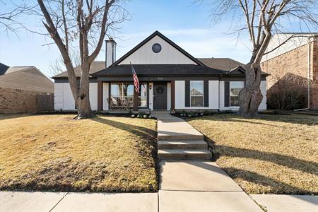 7518 Bayview Drive