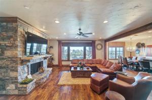 1653 Scenic Drive