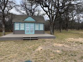 112 SHADY BEND Court