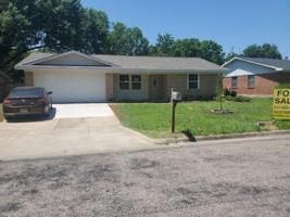 1012 Idlewild Drive