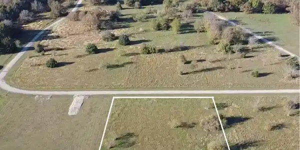 Lot 9 Indian Trail