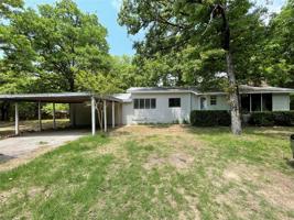 232 Lakeside Drive