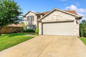 7002 Lake Jackson Drive