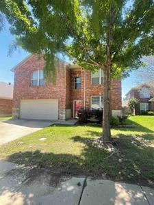 4404 Emerald Leaf Drive