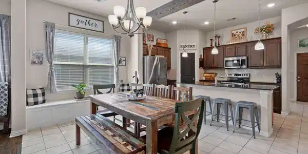 574 Balboa Trail