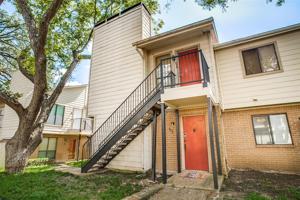 6646 E Lovers Lane