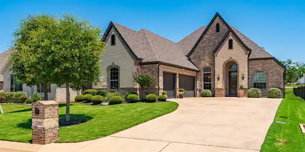 12416 Eagle Narrows Drive