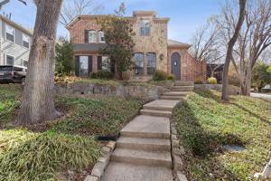 8004 Forest Trail